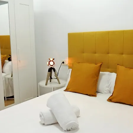 Casa Aurea-Apartamento Zona Antigua,Parking Y Wifi By Delabra Apartments Oviede Extérieur photo